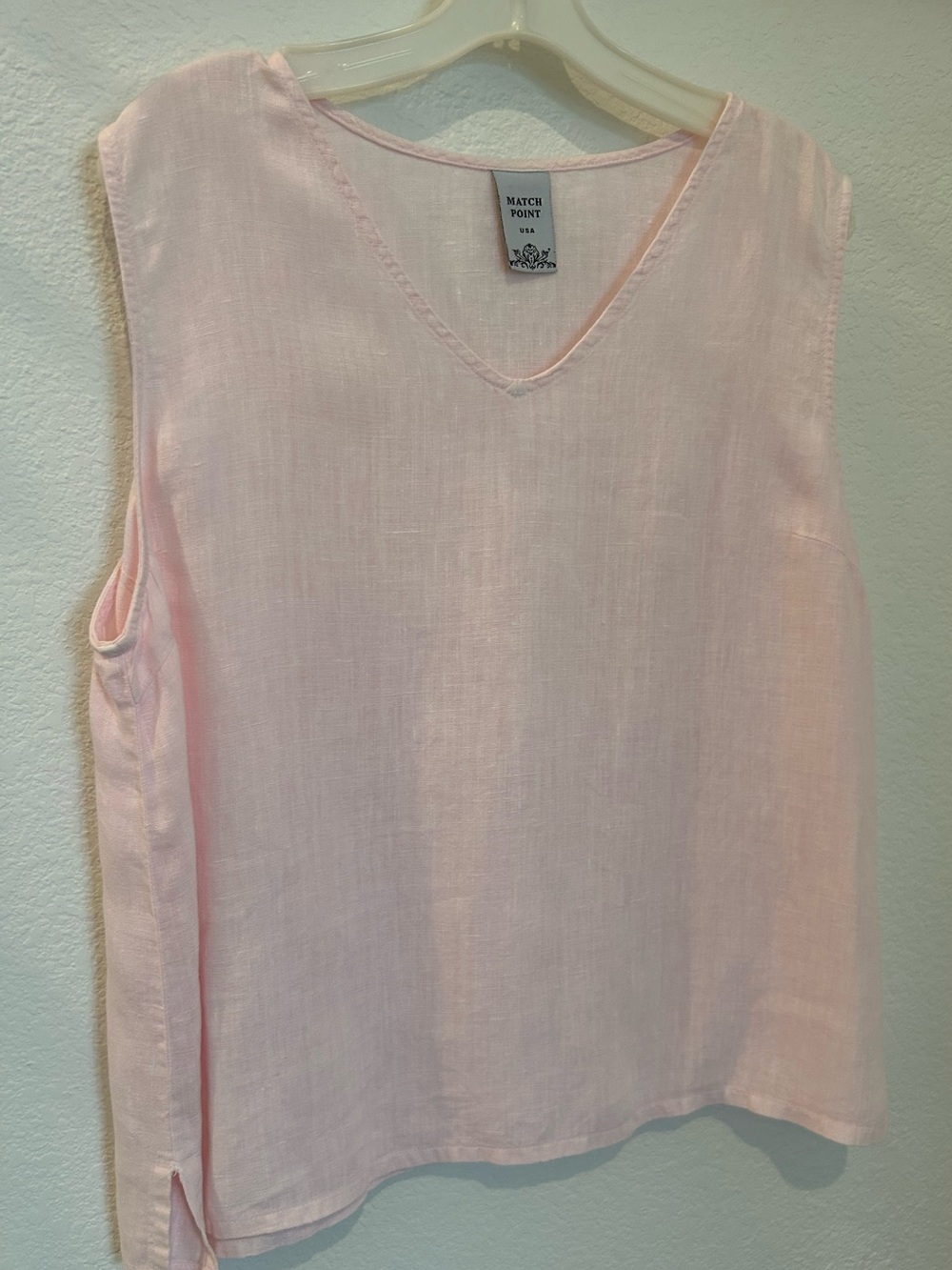 Shipping Discount!
Match Point Linen Shell
Baby Pink
Size Medium - Picture 2 of 5
